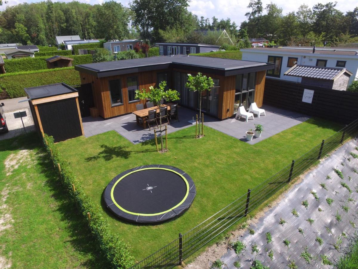 Vakantieverblijf Te Plak Chalet Tzummarum